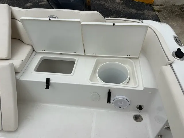 Slide: The Image of Sea Hunt Ultra 234 2023 - 18