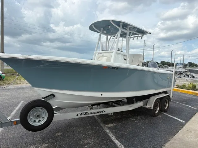 Slide: The Image of Sea Hunt Ultra 234 2023 - 5