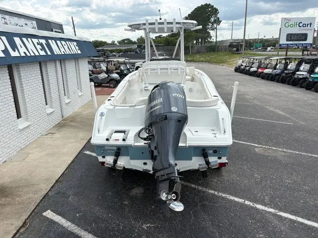 Slide: The Image of Sea Hunt Ultra 234 2023 - 2