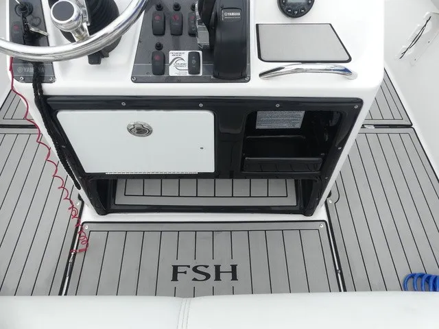 Slide: The Image of Yamaha 195 FSH Deluxe 2020 - 20