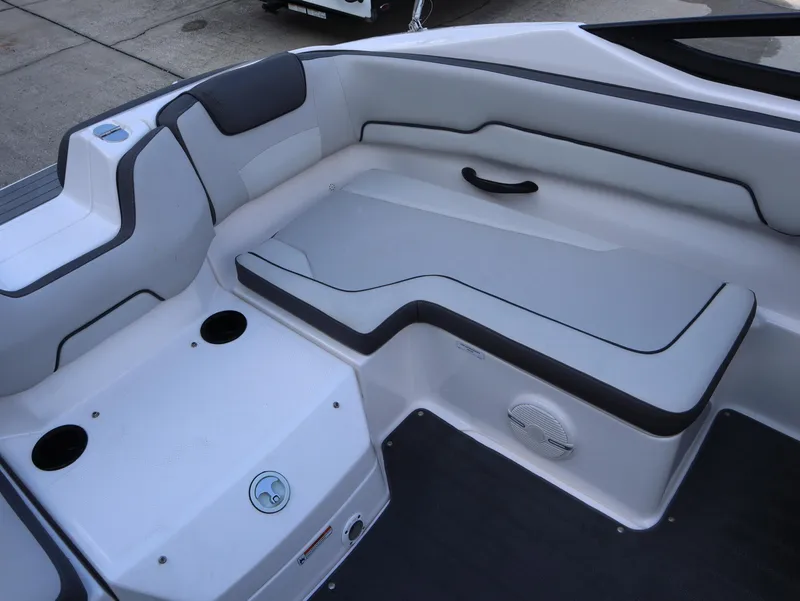 Slide: The Image of Yamaha SX190 2024 - 21
