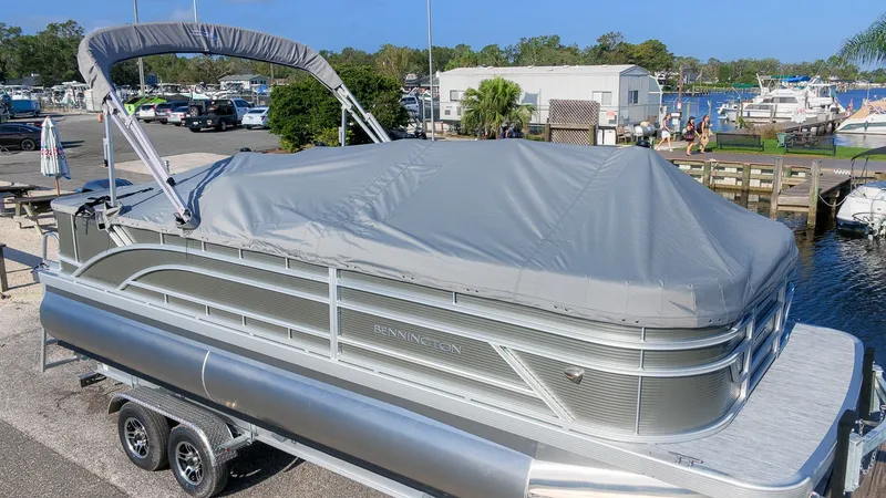 Slide: The Image of Bennington 22 S1 FISH AND CRUISE 2027 - 2