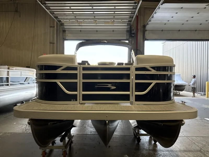The Image of Bennington 20 S1 STERN RADIUS 2027 in a warehouse. - 1
