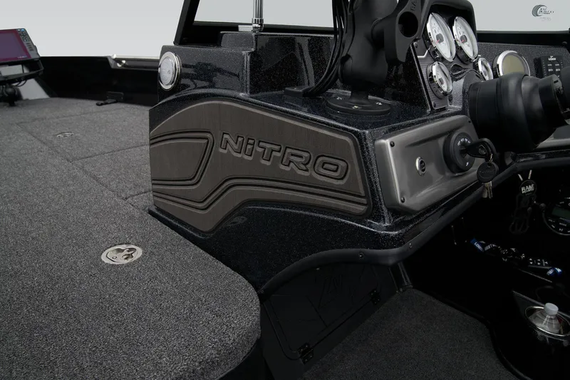 Slide: The Image of Nitro ZV20 Pro 2026 - 19