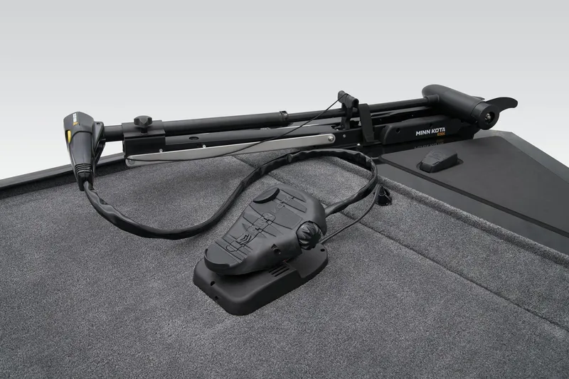 Slide: The Image of Tracker Bass Tracker Classic XL 2026 - 6