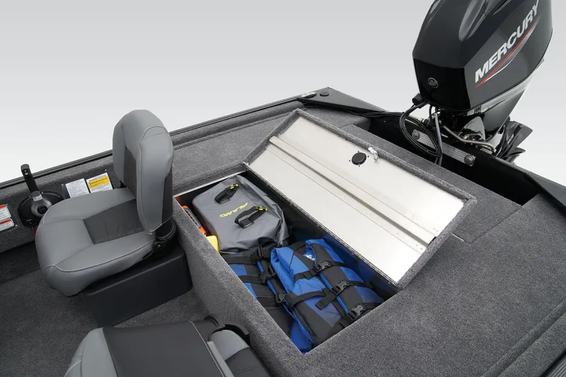 Slide: The Image of Tracker Bass Tracker Classic XL 2026 - 12