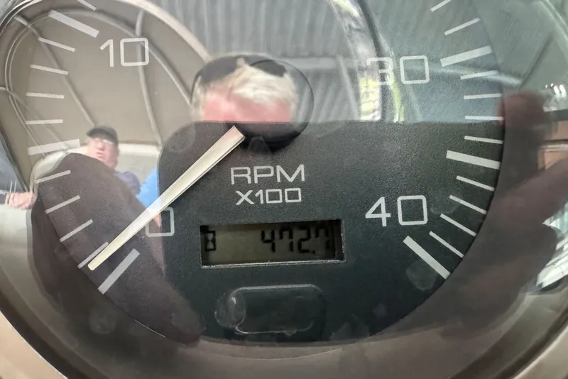 Slide: The Image of Close-up of a 2003 Sea Ray 410 Sundancer tachometer showing 472.4 RPM. - 31