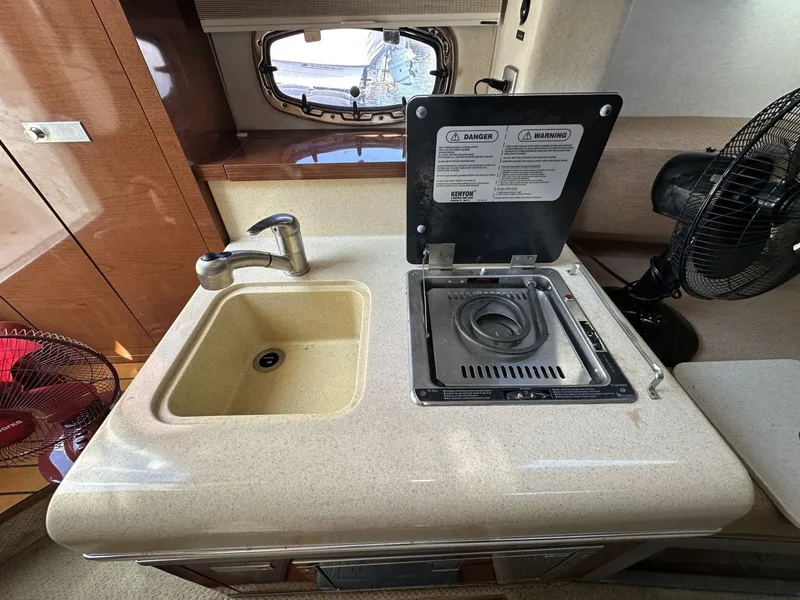 Slide: The Image of Sea Ray Sundancer 260 2010 - 88