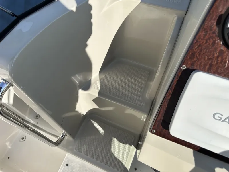 Slide: The Image of Sea Ray Sundancer 260 2010 - 65