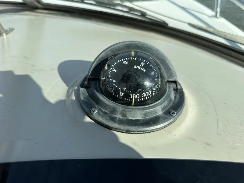 Slide: The Image of Sea Ray Sundancer 260 2010 - 64