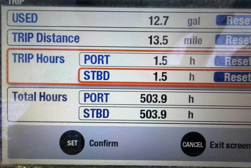 Slide: The Image of A screen displays boat data: fuel usage, distance traveled, and operating hours for port and starboard. - 1