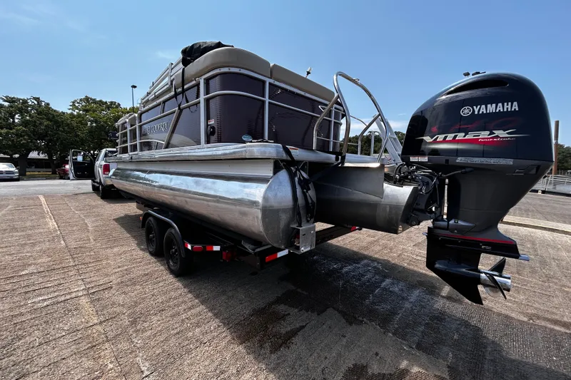 Slide: The Image of 2021 Godfrey Sweetwater 2286 FS pontoon boat with Yamaha VMAX engine on trailer. - 75