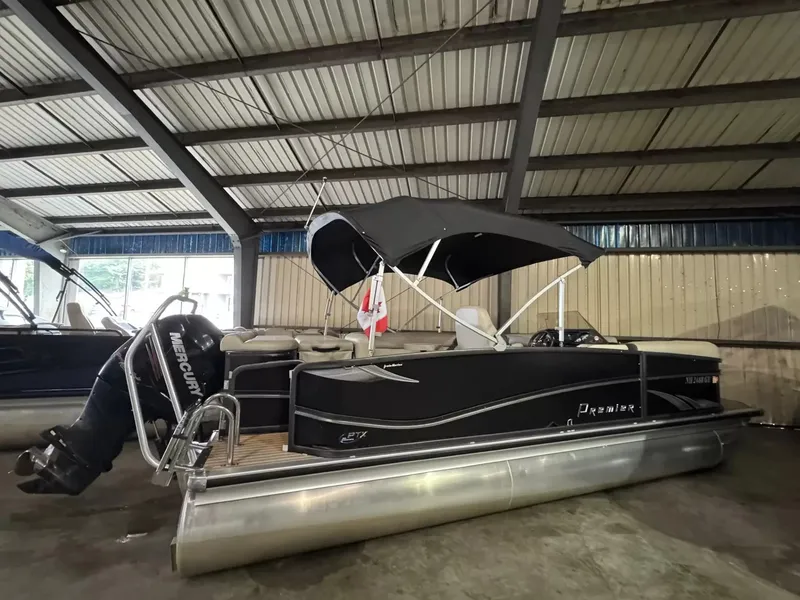 The Image of Premier 230 Solaris 2016 - 1