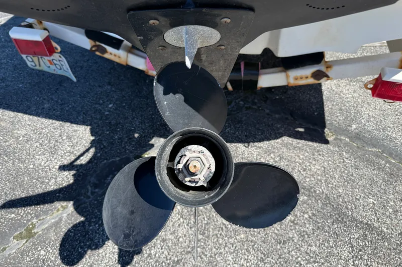 Slide: The Image of Propeller of a 2000 Sea Ray 180 Bow Rider boat on a trailer. - 8