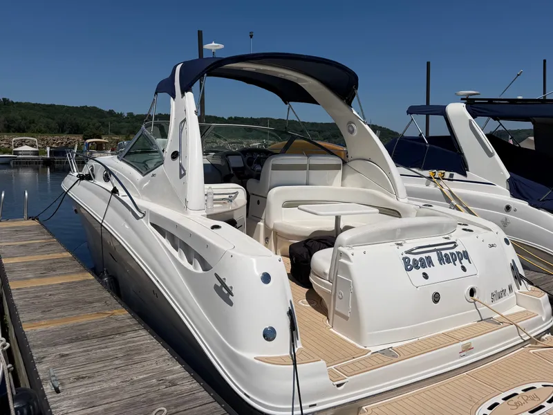Slide: The Image of Sea Ray Sundancer 320 2006 - 16