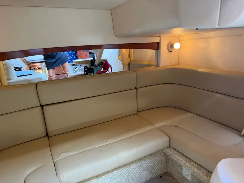 Slide: The Image of Sea Ray Sundancer 320 2006 - 23