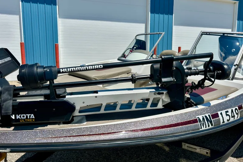 Slide: The Image of 2006 Ranger 180 Reata boat with Humminbird and Minn Kota Ultrex equipment. - 52