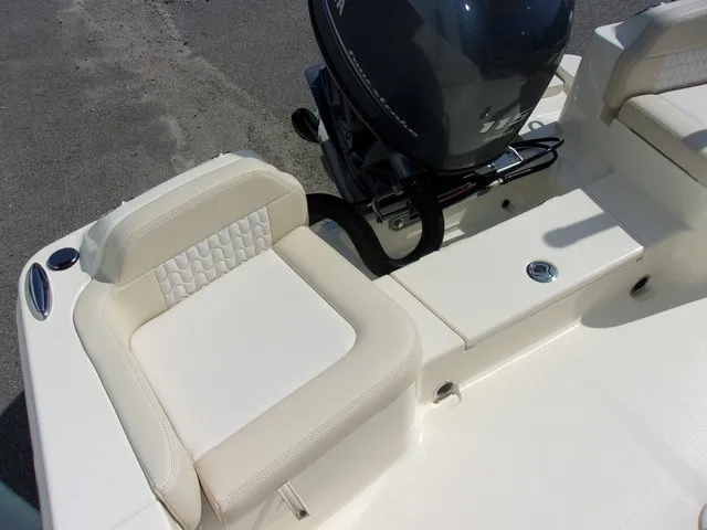 Slide: The Image of Scout 188 Sportfish 2026 - 7