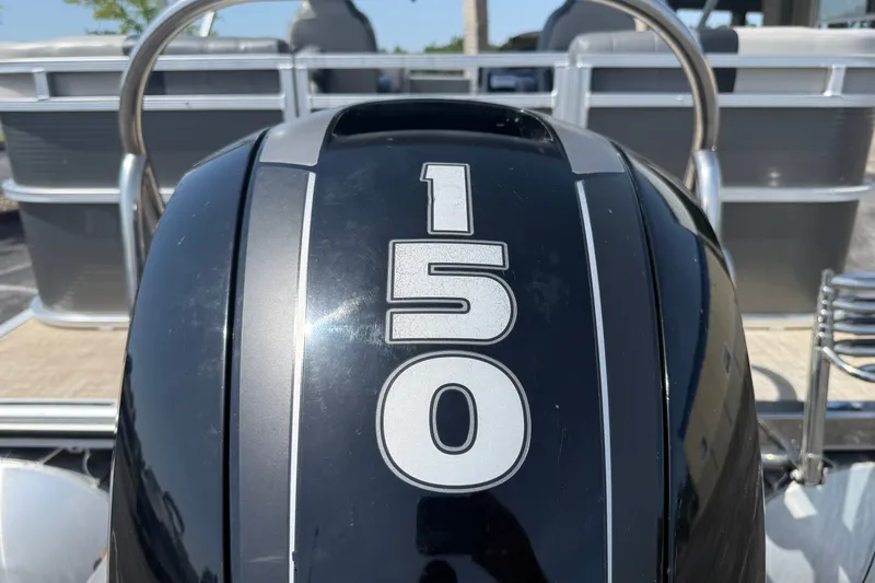 Slide: The Image of Outboard motor with "150" on a 2019 Crestliner 200 Rally DX CWDH boat. - 20