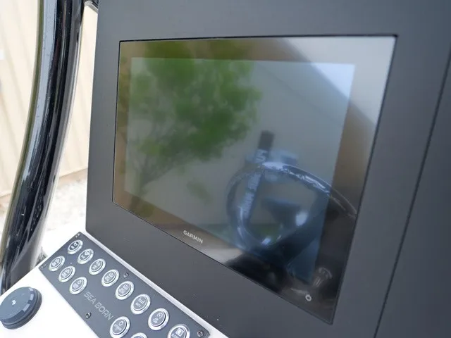 Slide: The Image of Sea Born FX24 Bay 2027 - 48
