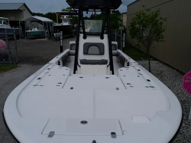 Slide: The Image of Sea Born FX24 Bay 2027 - 65