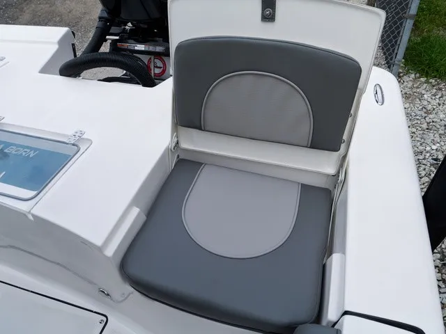 Slide: The Image of Sea Born FX24 Bay 2027 - 35