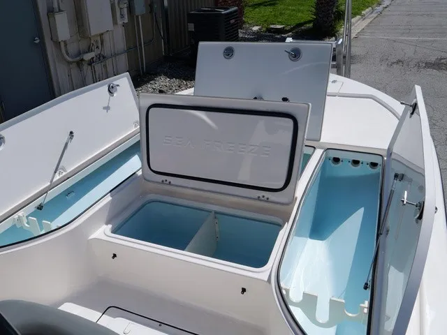 Slide: The Image of Sea Born FX24 Bay 2027 - 24