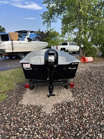 Slide: The Image of Alumacraft V-14 Tiller 2026 - 3