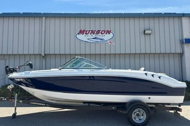 Slide: The Image of 2012 Chaparral 19 H2O Ski & Fish boat on trailer at Munson Ski & Marine. - 16