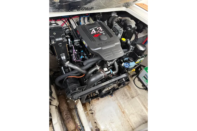 Slide: The Image of Engine compartment of a 2007 Sea Ray 340 with a Mercury 4.3 MPI engine. - 13