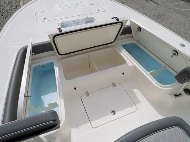 Slide: The Image of Sea Born FX25 Bay 2027 - 27
