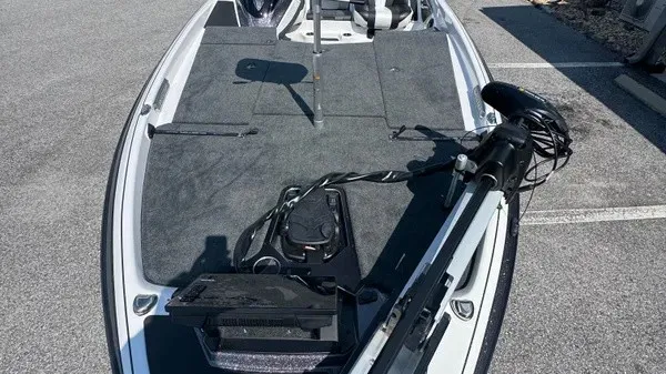 Slide: The Image of Skeeter FXR20 FLEX 2026 - 5
