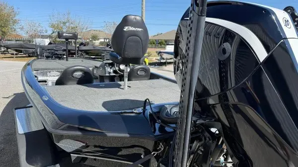 Slide: The Image of A 2020 Blazer 625 Pro Elite featuring a modern seat and powerful motor. - 5