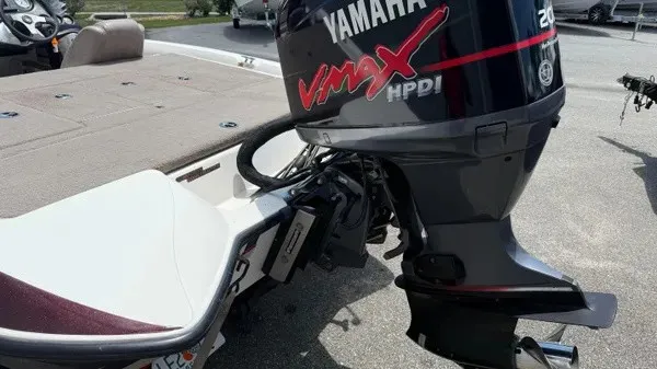 Slide: The Image of A 2006 Stratos 294 Pro XL with a Yamaha VMAX HPDI outboard motor, on a trailer. - 5