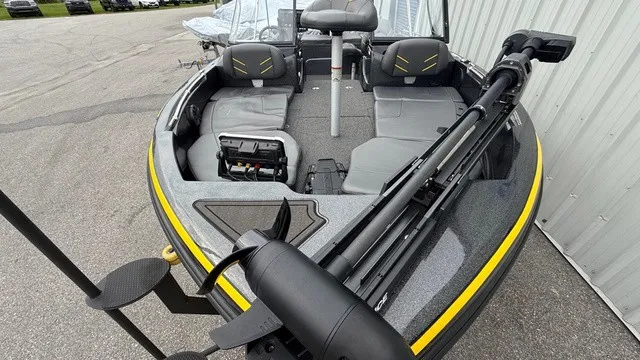 Slide: The Image of The image shows a 2022 Nitro ZV19 boat with a gray deck and yellow accents. - 7