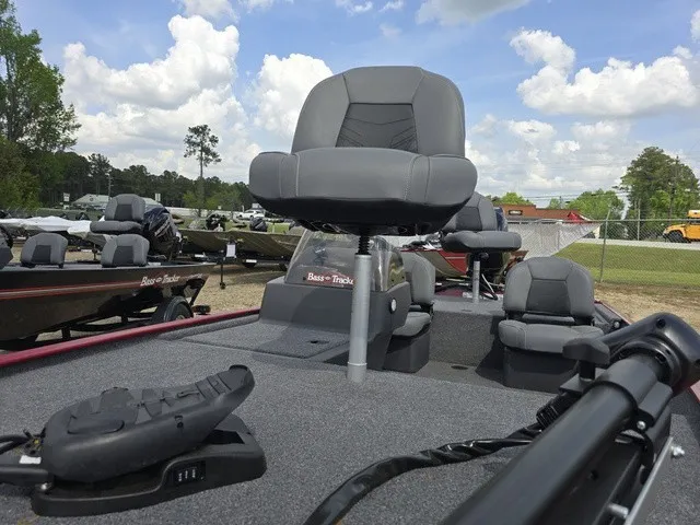 Slide: The Image of A 2025 Tracker Bass Tracker Classic XL with gray seats and a spacious deck. - 23
