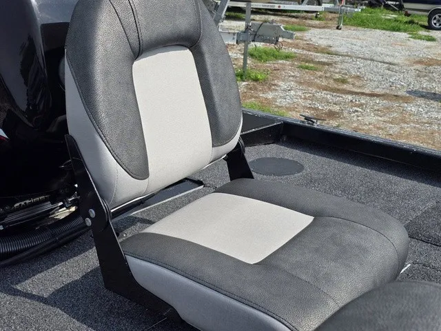 Slide: The Image of A gray and black boat seat on a 2020 Caravelle RAPTOR. - 27