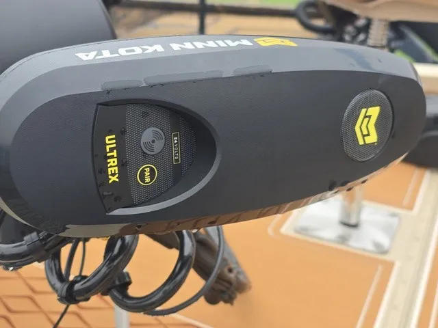 Slide: The Image of Close-up of a Minn Kota Ultrex motor on a G3 Bay 19 GX boat. - 6