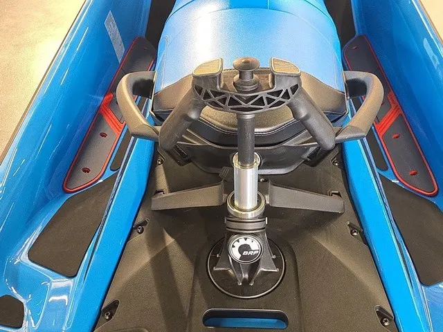 Slide: The Image of Sea-Doo RXT-X 2026 - 22