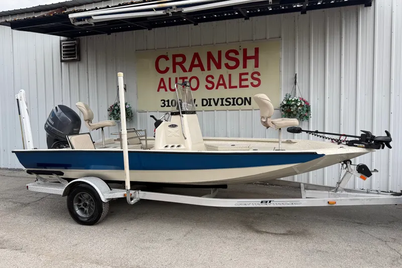 Slide: The Image of 2016 Xpress H18 Bay boat on trailer at Cransh Auto Sales. - 23