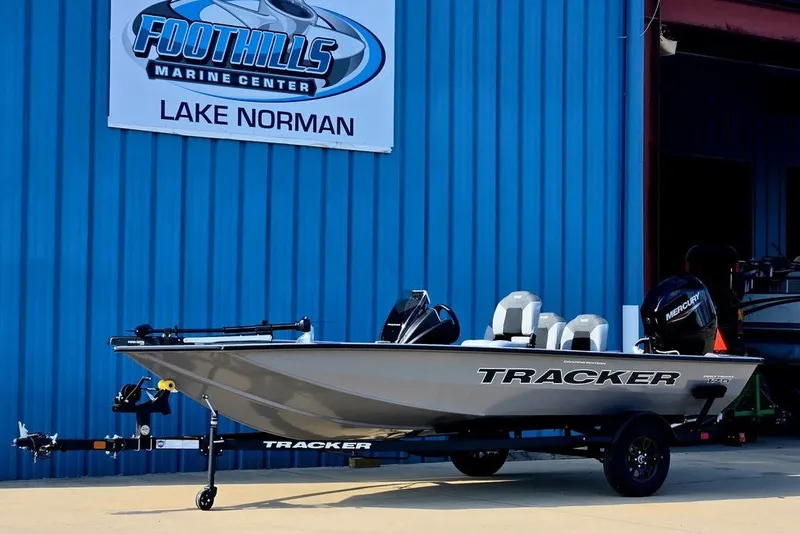 Slide: The Image of 2027 Tracker Pro Team 175 Crappie Edition boat at Foothills Marine Center, Lake Norman. - 44