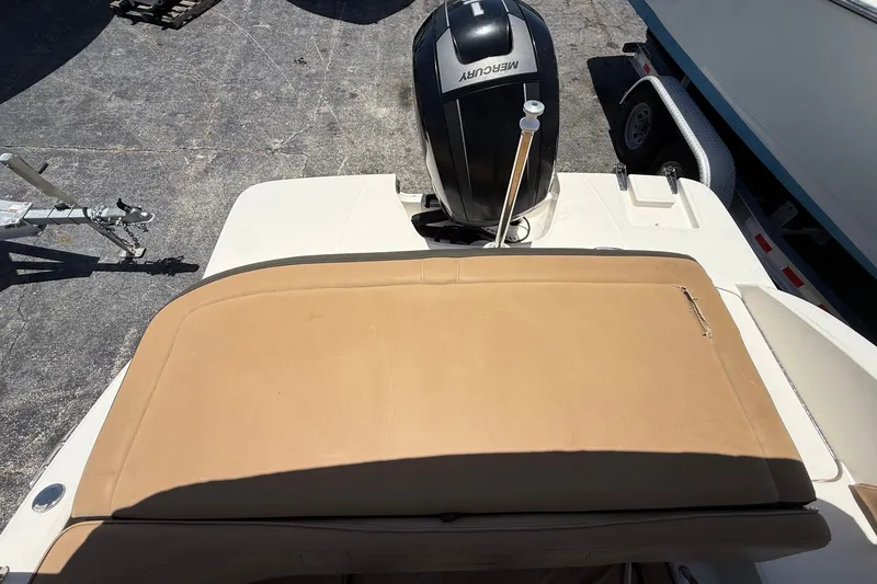 Slide: The Image of 2019 Sea Ray SPX 190 Outboard boat with Mercury engine, viewed from above. - 44
