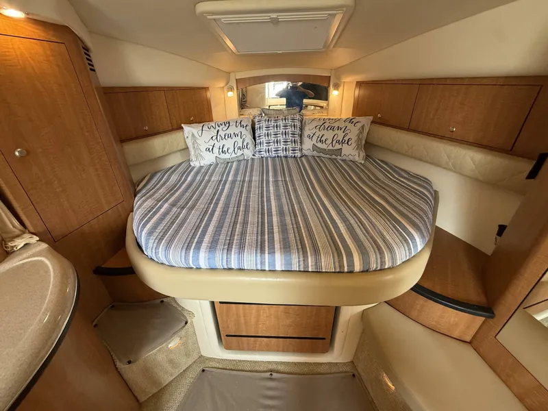 Slide: The Image of Sea Ray 340 Sundancer 2006 - 18