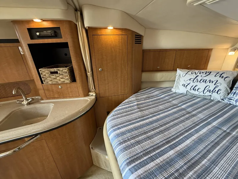 Slide: The Image of Sea Ray 340 Sundancer 2006 - 19