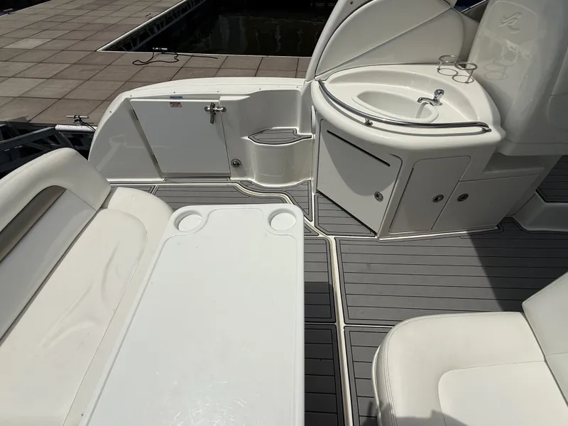 Slide: The Image of Sea Ray 340 Sundancer 2006 - 9