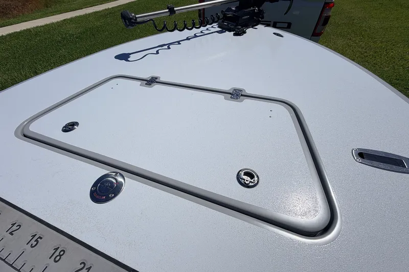 Slide: The Image of 2019 Beavertail Skiffs Vengeance 18' deck with hatch and trolling motor. - 24