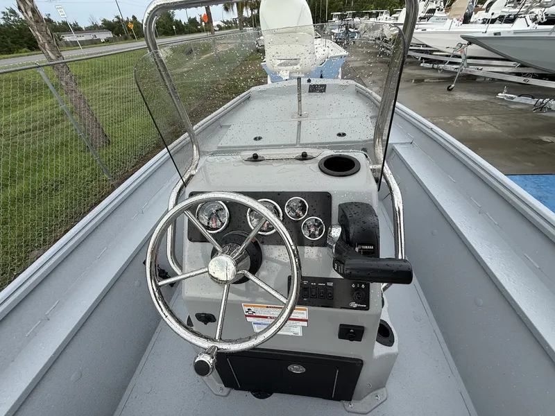 Slide: The Image of G3 Bay 18 BAY-F90 WHITE 2027 - 8