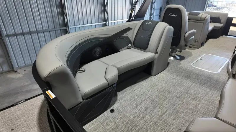 Slide: The Image of Barletta Cabrio 22QC 2027 - 42