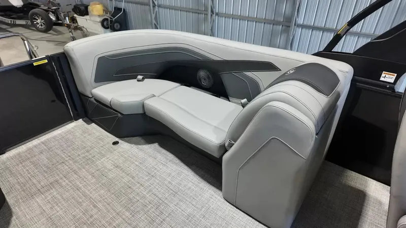 Slide: The Image of Barletta Cabrio 22QC 2027 - 41