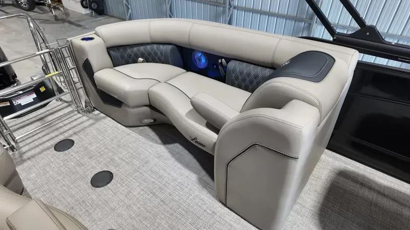 Slide: The Image of Barletta Lusso 23QCSS 2027 - 65
